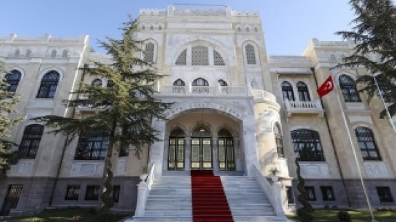 Devlet Resim ve Heykel Müzesi,  sanatseverleri resim tarihinde yolculuğa çıkaracak