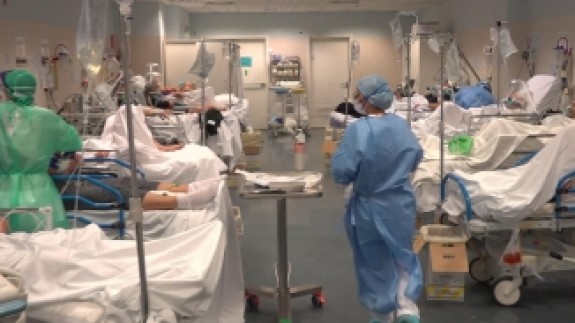 İspanya'da korkutan hastane görüntüsü:  Ne zaman bitecek bu acı?