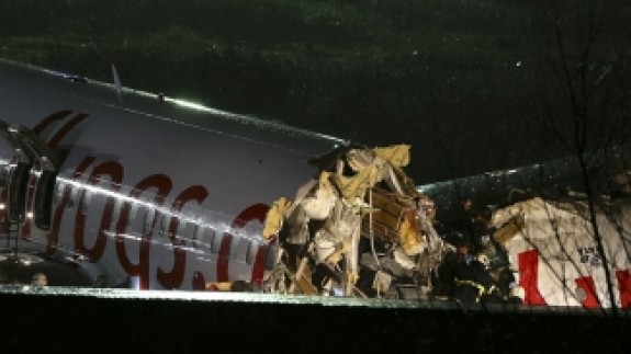 Sabiha Gökçen'de Uçağın Pistten Çıktığı O Anlar