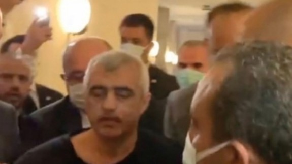Ömer Faruk Gergerlioğlu,  TBMM'de polis tarafından gözaltına alındı