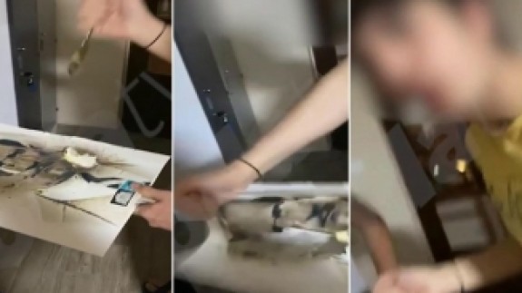 İstanbul Kabataş Erkek Lisesi'nde skandal görüntü! 3 öğrenci Atatürk posterini bıçakla parçaladı