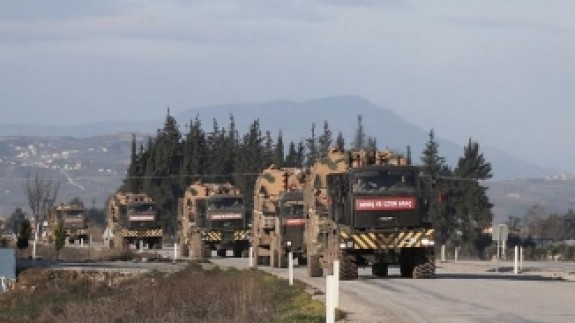 İdlib'deki Gözlem Noktalarına Obüs Ve Mühimmat Sevkiyatı