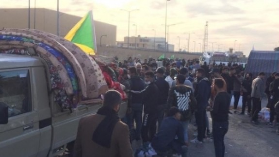 Iraklı milisler ABD Büyükelçiliği önünden çekilmeye başladı