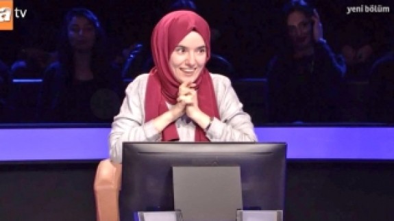 Kim Milyoner Olmak İster Gülsüm İçin Format Değiştirdi: Geceye Damga Vurdu