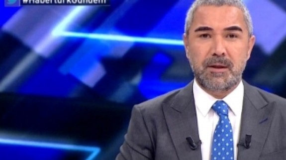 Yine Habertürk: Sunucu Veyis Ateş sosyal medyanın gündemine oturdu!