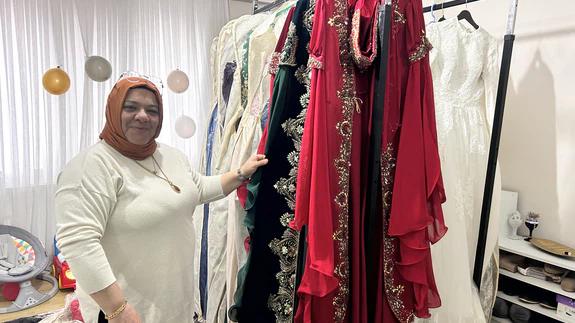 Duygulandıran bağış:  500 bin TL değerindeki gelinlikleri bağışladı