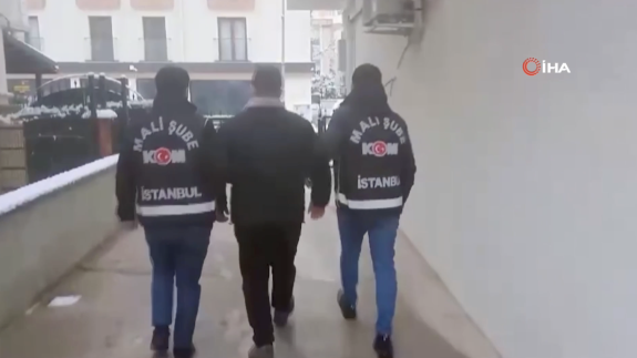 "FETÖ'ye finansman sağladığı belirlenen 353 şüpheli yakalandı"