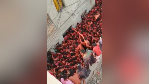 Kışın son dolunayında bahar festivali