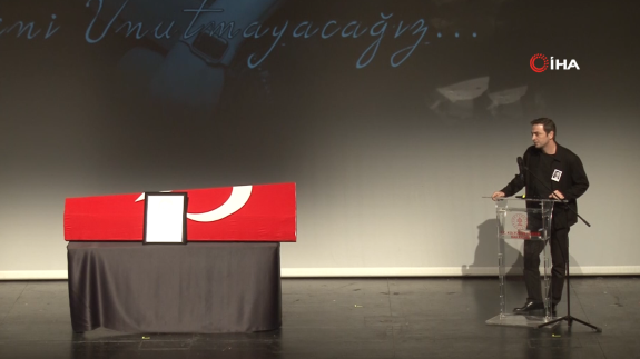 Oyuncu Şinasi Yurtsever için AKM'de tören düzenlendi