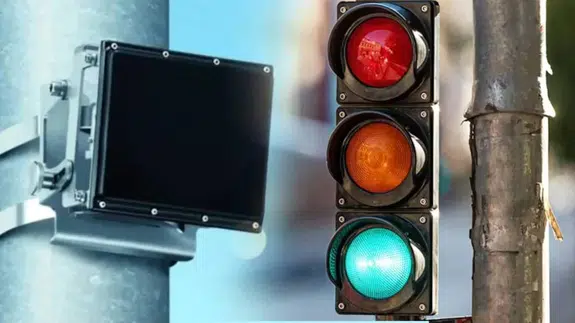 Trafik ışıklarında siyah kutu dönemi!