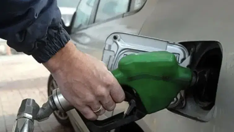 Benzine 4,30 TL İndirim Geliyor! 20 Ekim Benzin, Motorin ve LPG Fiyatları Ne Kadar Olacak?