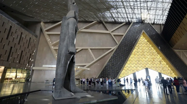 Büyük Mısır Müzesi açılıyor: Antik medeniyetin kalbi Kahire'de yeniden atacak