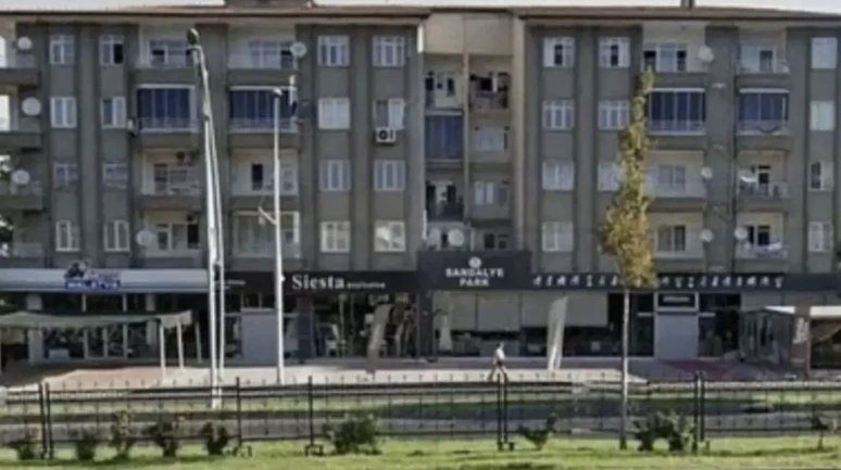 Malatya'da 32 kişinin öldüğü apartman davasında cezalar açıklandı: 5 sanığa hapis cezası