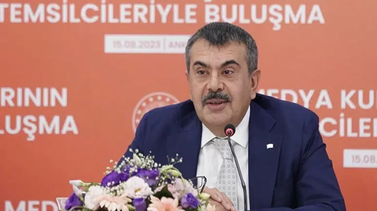 Yusuf Tekin’den üniversite yaşı açıklaması: “15-16 yaş modeli tartışılıyor”