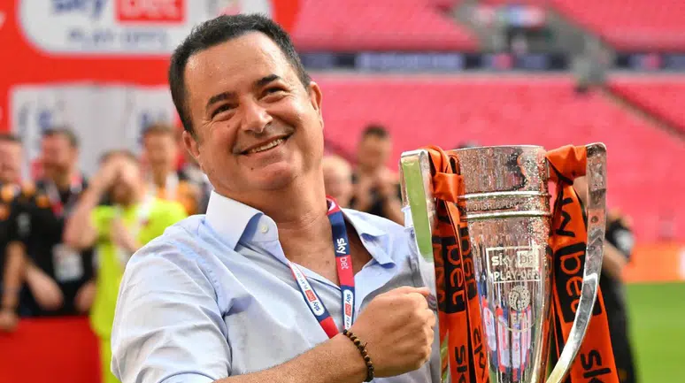 Acun Ilıcalı tarihe geçti: Hull City Premier Lig’e yükseldi