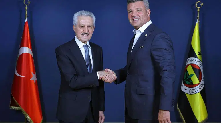 Fenerbahçe’de yeni sponsorluk anlaşması açıklandı