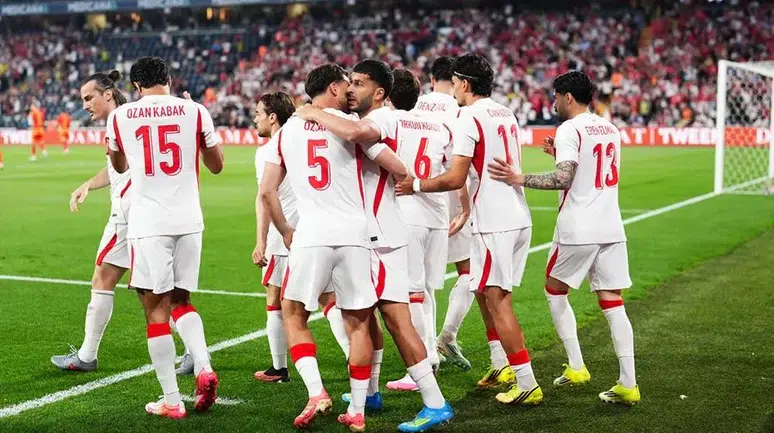 Türkiye Makedonya maç özeti ve goller 4-0 Milliler Kadıköy'de gol oldu yağdı, Kuzey Makedonya'ya 4 attı