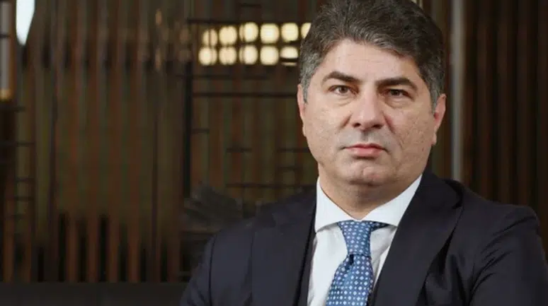 Forbes listesine giren Hakan Safi kimdir? Serveti ve kariyeri merak konusu oldu