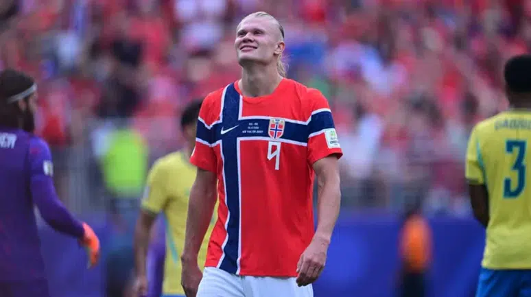 Haaland Norveç'i çeyrek finale taşıdı
