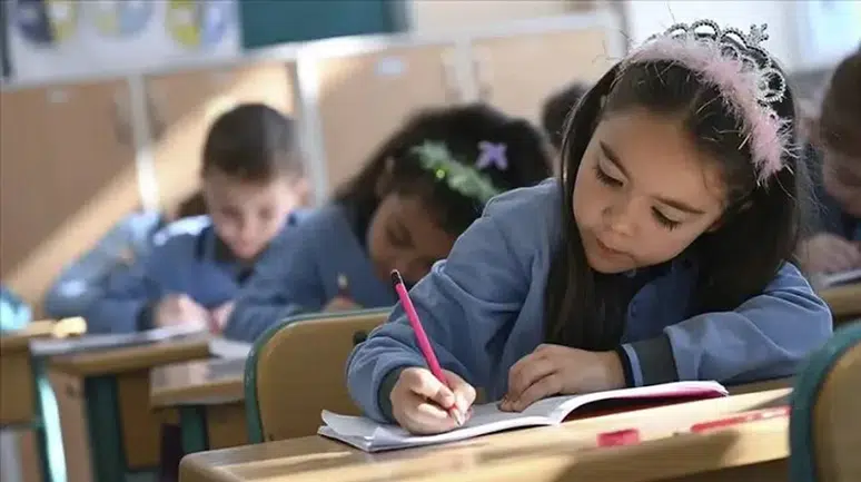 Ortaokul kayıtları ne zaman başlıyor? 2026 anaokulu, ilkokul ve ortaokul kayıt tarihleri netleşti