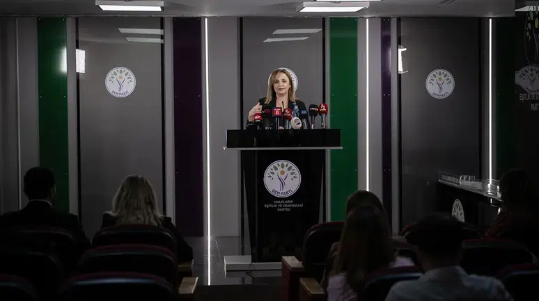 DEM Parti Sözcüsü Doğan'dan silahsızlanma açıklaması