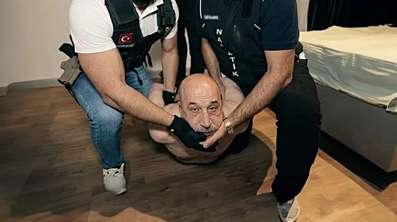 Sahte Kimlik İle Kaçış Planı Başarısız Oldu! İslam Yakut'un Yakalanma Anı Güvenlik Kameralarında!
