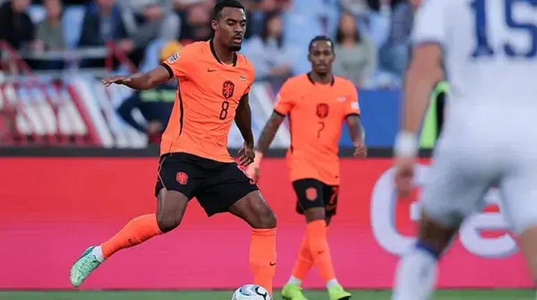 Sırbistan Hollanda maç özeti izle1-2 golleri kim attı?