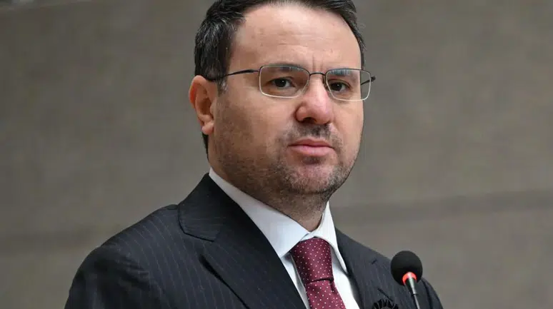 Bakan Gürlek'ten fon soruşturması açıklaması: "Gönüllü iade sorumluluğu kaldırmaz"