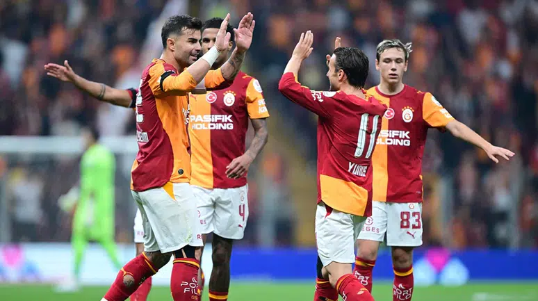 Galatasaray-Barcelona maçının hakemi belli oldu! Dev mücadeleyi Marco Guida yönetecek