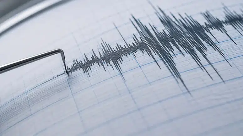 Peş peşe deprem! 6,9 ve 6,3 büyüklüğünde sarsıntı