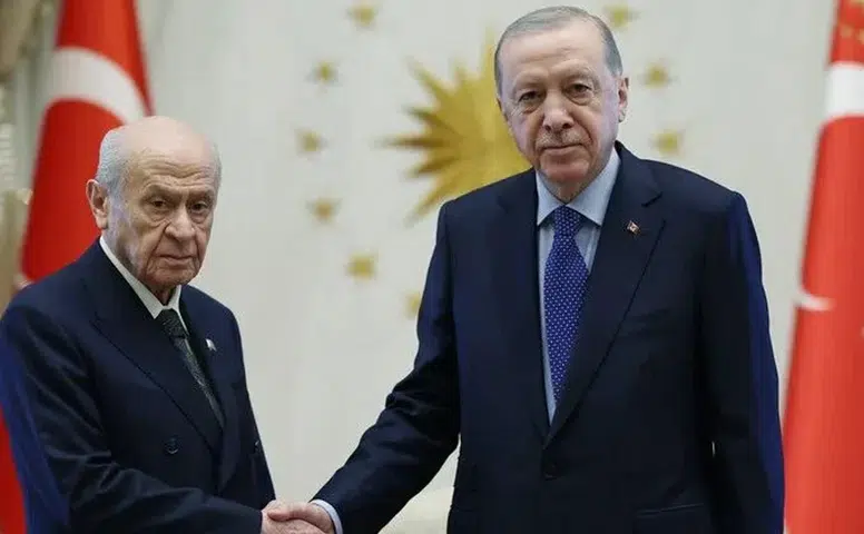 Erdoğan ile Bahçeli bugün görüşecek! Cumhurbaşkanlığı Külliyesi'ndeki zirve saat kaçta?