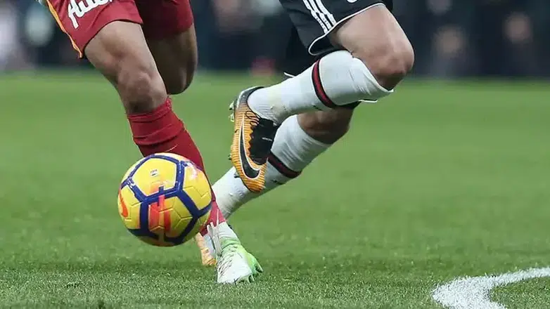 20 Şubat Perşembe 2026 bugün hangi maçlar var! Tüm ligler ve saatler, tv yayın akışları, kanallar