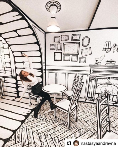 10 kilo boya kullanıldı! Bu kafeye gidenin gerçeklik algısı altüst oluyor 3