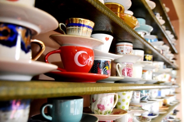 3 bin kahve fincanıyla koleksiyon 1