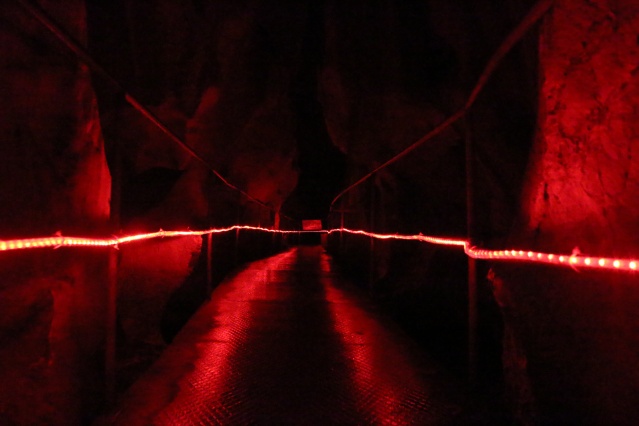 Oylat Mağarası 30 bin ziyaretçi bekliyor 1