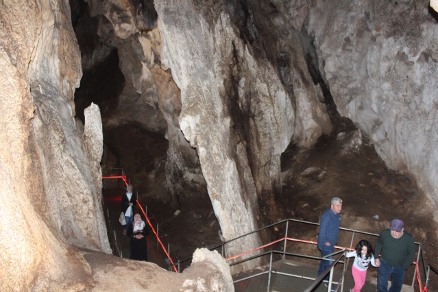 Oylat Mağarası 30 bin ziyaretçi bekliyor 5