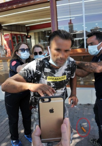 Sırtındaki bıçakla,  Almanya’daki ablasıyla görüntülü görüştü 4