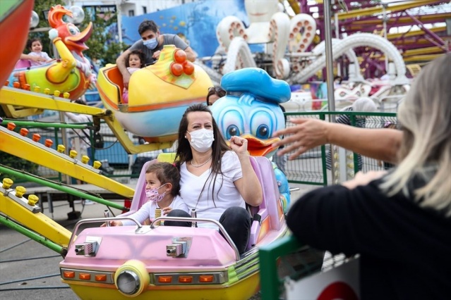 İstanbul'da kısıtlamasız ilk cumartesi 16