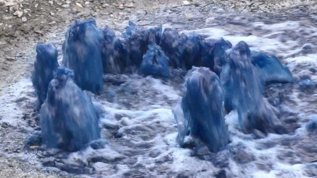 Esenyurt'ta rögarlardan yine mavi su fışkırdı 1