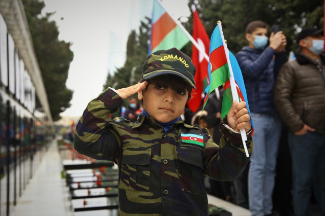 Azerbaycanlılar,  Laçın'ın işgalden kurtuluşunu kutluyor 3