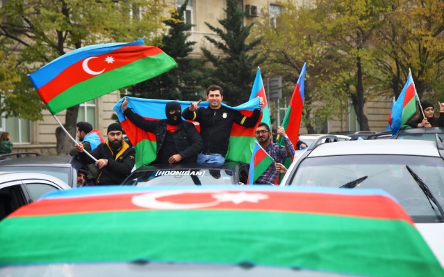 Azerbaycanlılar,  Laçın'ın işgalden kurtuluşunu kutluyor 5