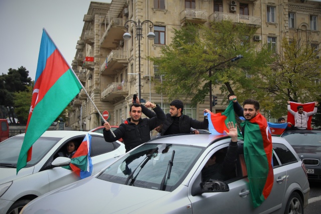 Azerbaycanlılar,  Laçın'ın işgalden kurtuluşunu kutluyor 20