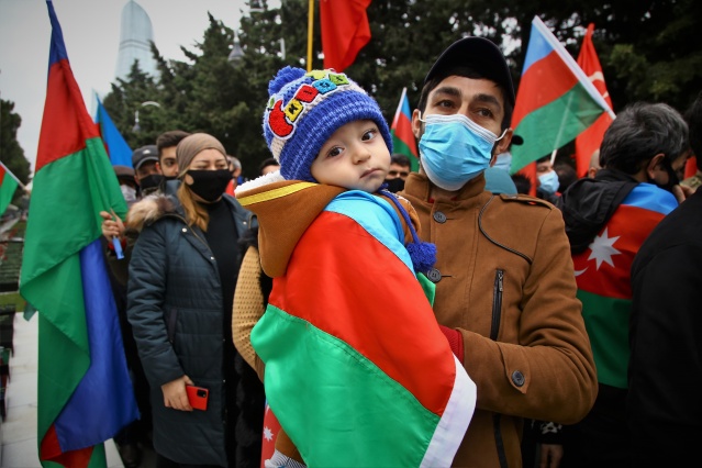 Azerbaycanlılar,  Laçın'ın işgalden kurtuluşunu kutluyor 10
