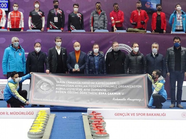 Erzurum'da "Esra Çakmur Curling 2. Lig Müsabakaları" başladı 6