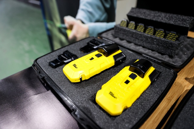 Uzaktan kelepçeleme cihazı "BolaWrap" Türkiye'de 14