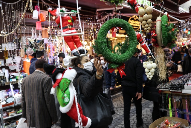 İstanbul'da yılbaşı öncesi alışveriş hareketliliği 15
