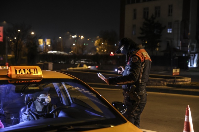 Başkentte sokağa çıkma kısıtlaması 7