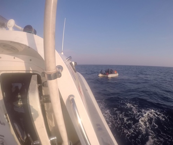 İzmir'de 123 sığınmacı kurtarıldı 3