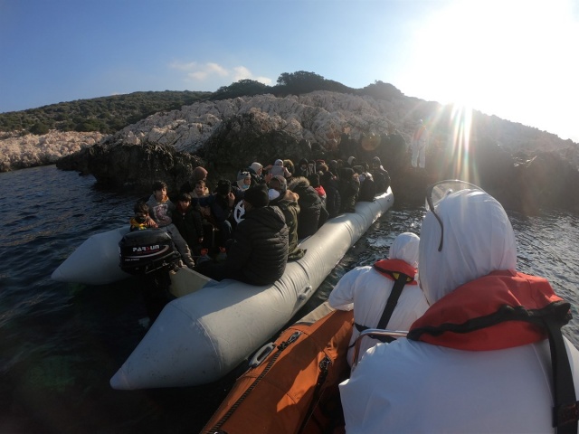 İzmir'de 123 sığınmacı kurtarıldı 4