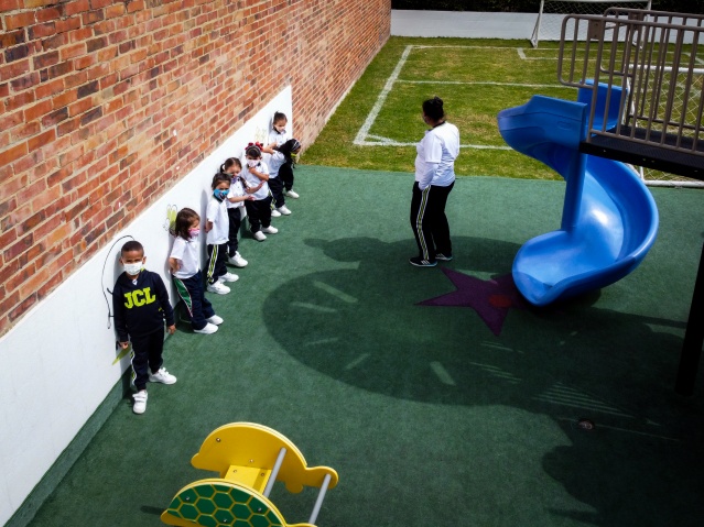 Kolombiya'da okullar yeniden açıldı 3